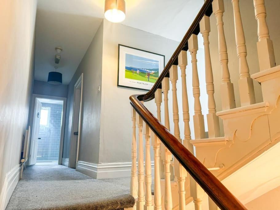 The Victorian Townhouse Portrush Vila Exterior foto