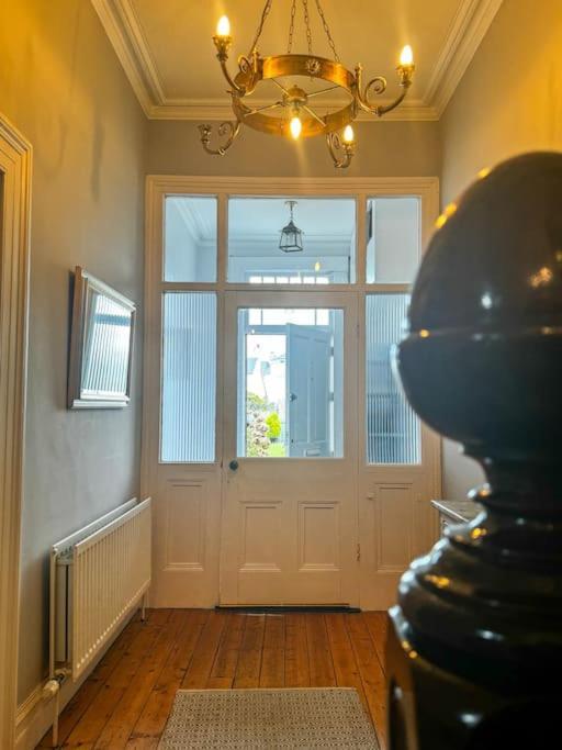 The Victorian Townhouse Portrush Vila Exterior foto