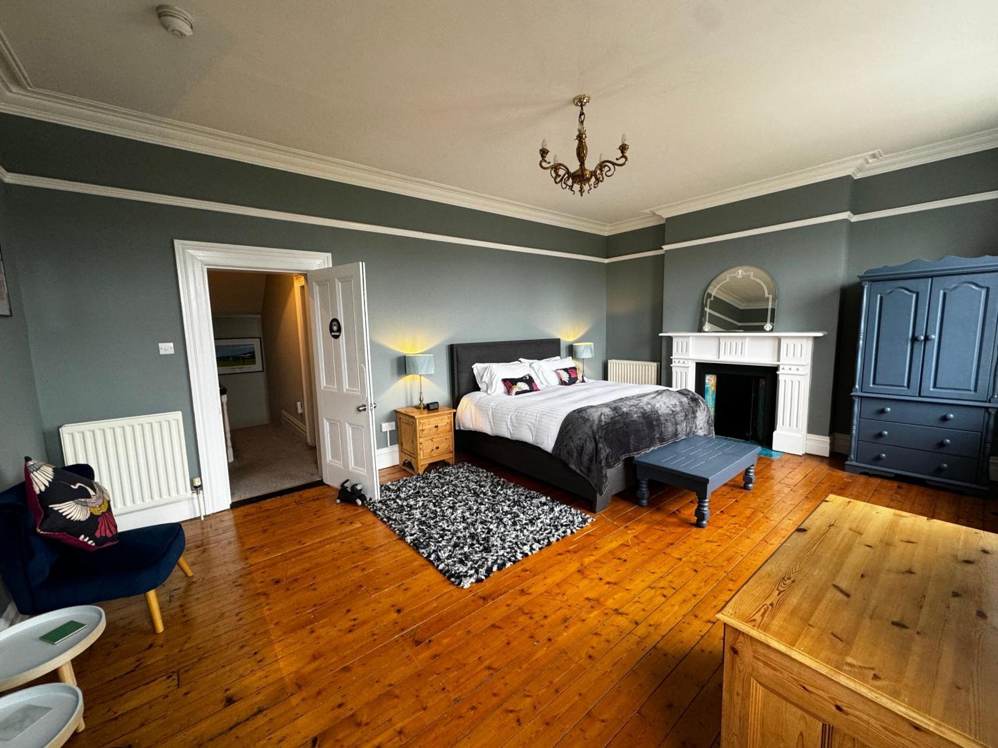 The Victorian Townhouse Portrush Vila Exterior foto